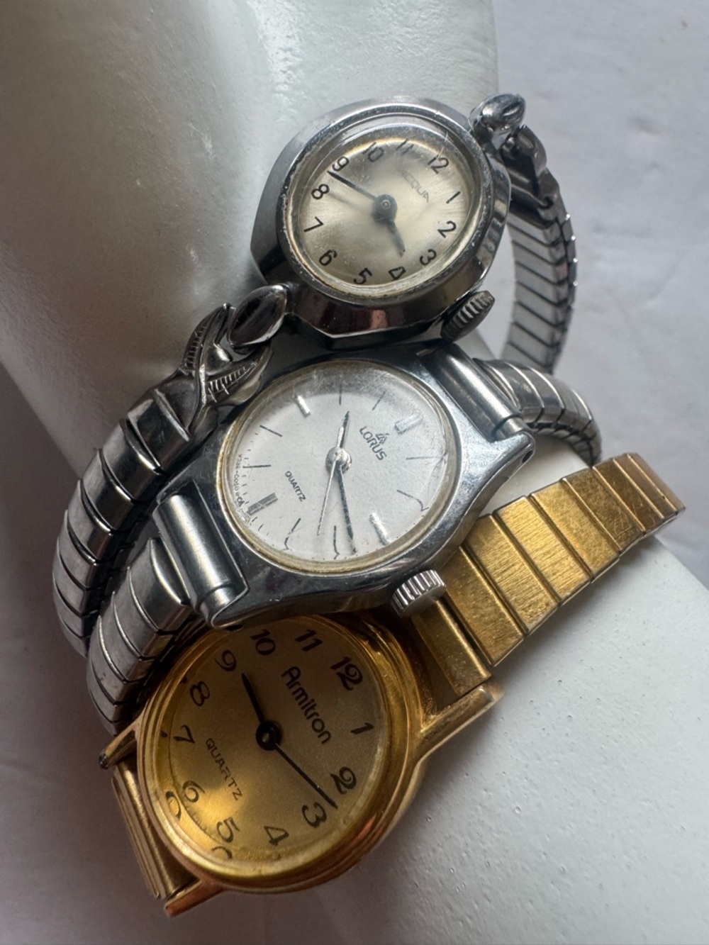 LOT of 3 vintage stretch band watches